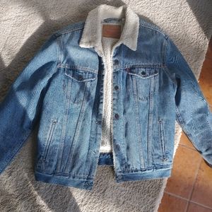 Levi's Sherpa trucker jacket